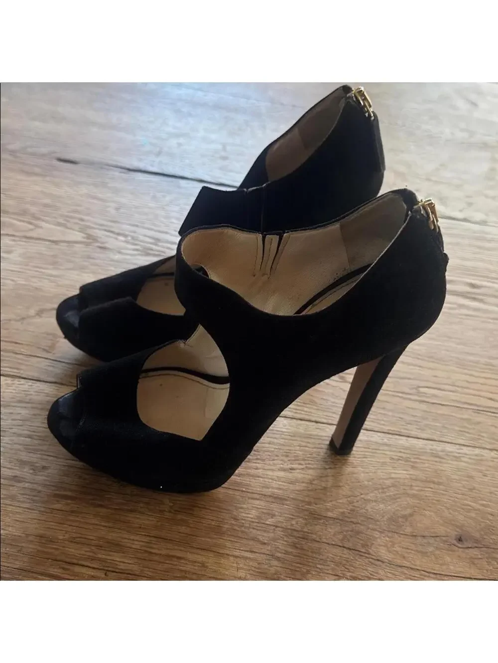 Prada high heels black suede size 35 1/2